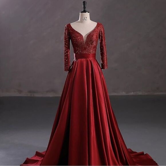NWT Elegant Evening Long Sleeve Chiffon  Formal Party Gown Slit Dress - Picture 1 of 15